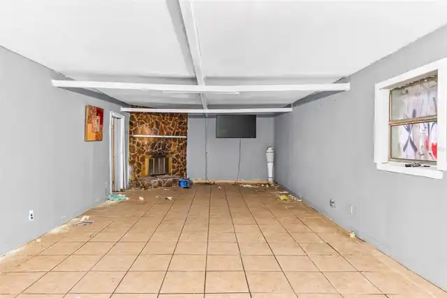 Listing Photo 31