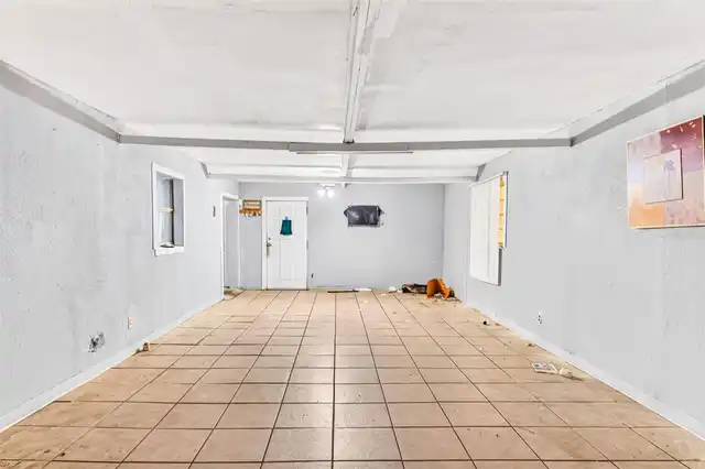 Listing Photo 32