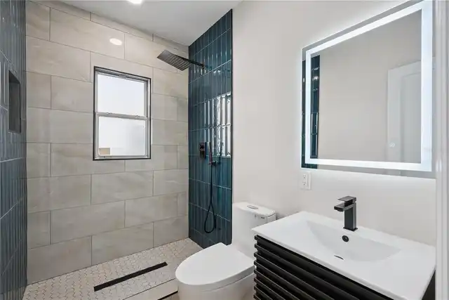 Listing Photo 16