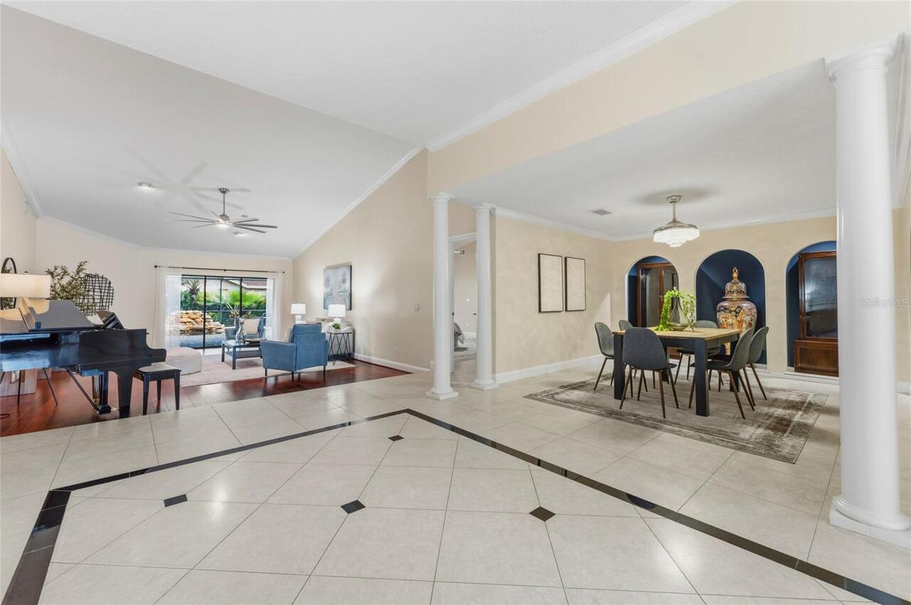 Listing Photo 8