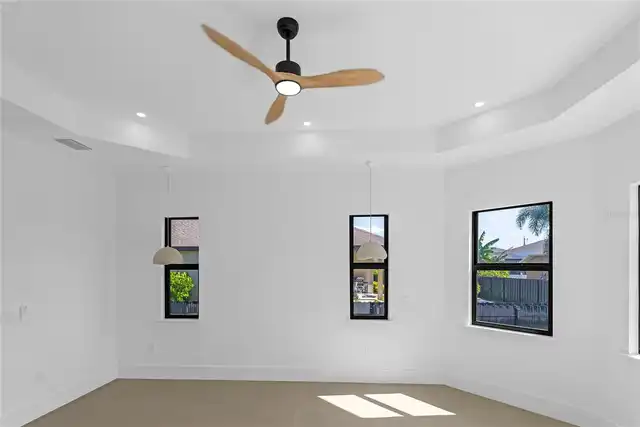 Listing Photo 34