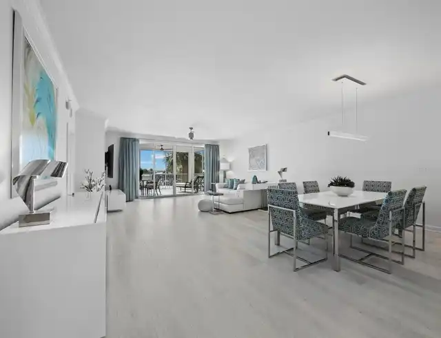 Listing Photo 9