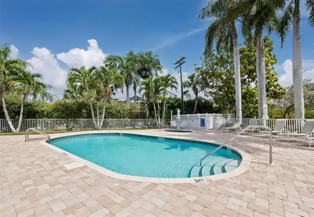 Listing Photo 32