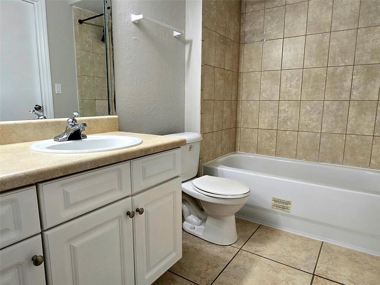 Listing Photo 10