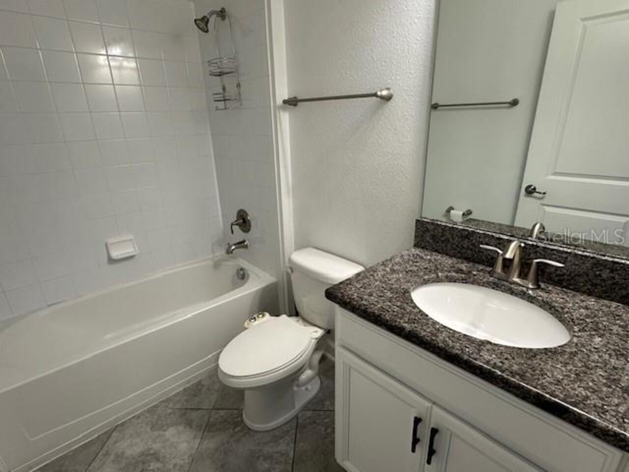 Listing Photo 9