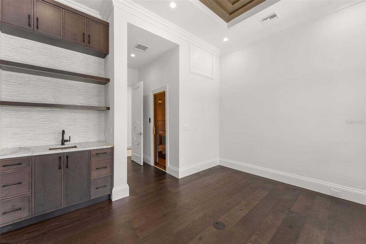 Listing Photo 74