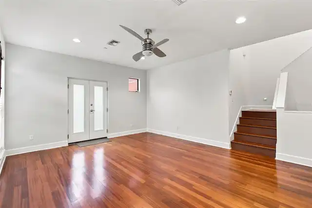 Listing Photo 9