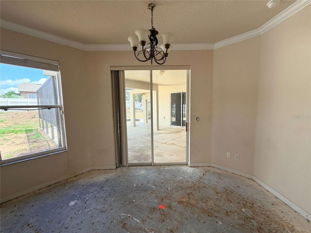 Listing Photo 14