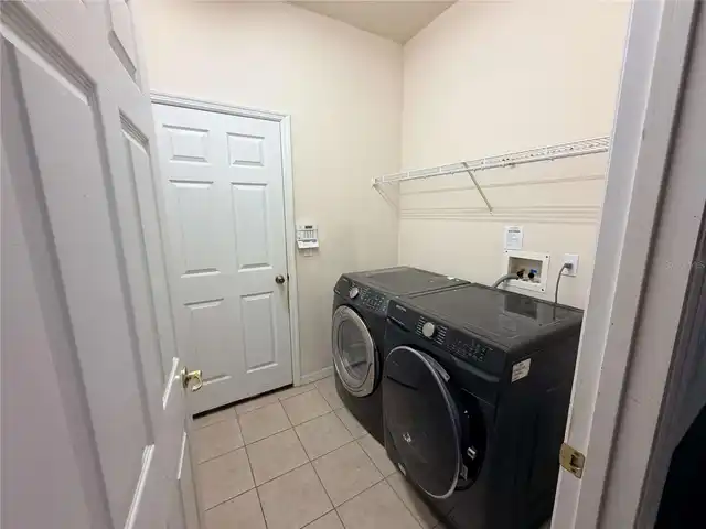 Listing Photo 10