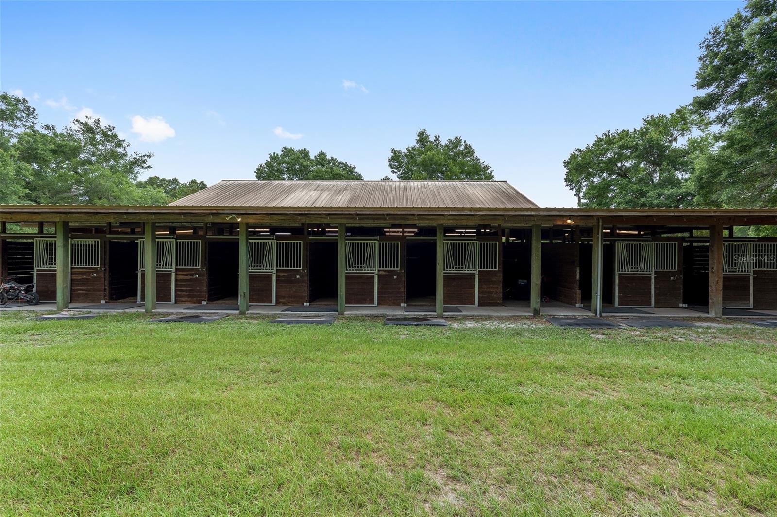 Listing Photo 12