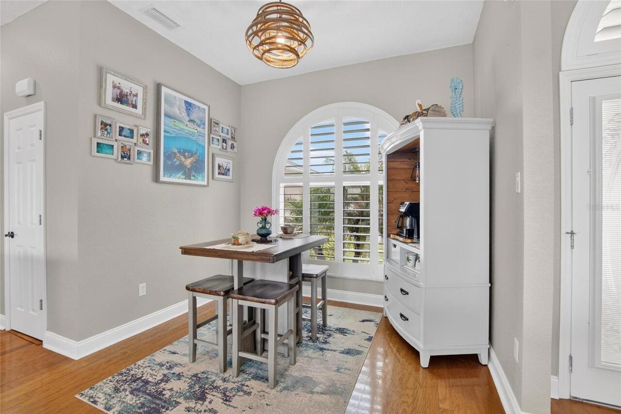 Listing Photo 9