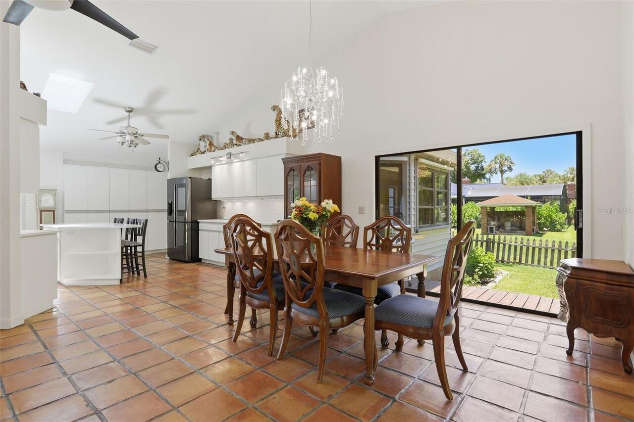 Listing Photo 10