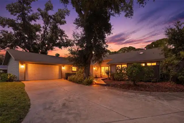 Nokomis Real Estate
