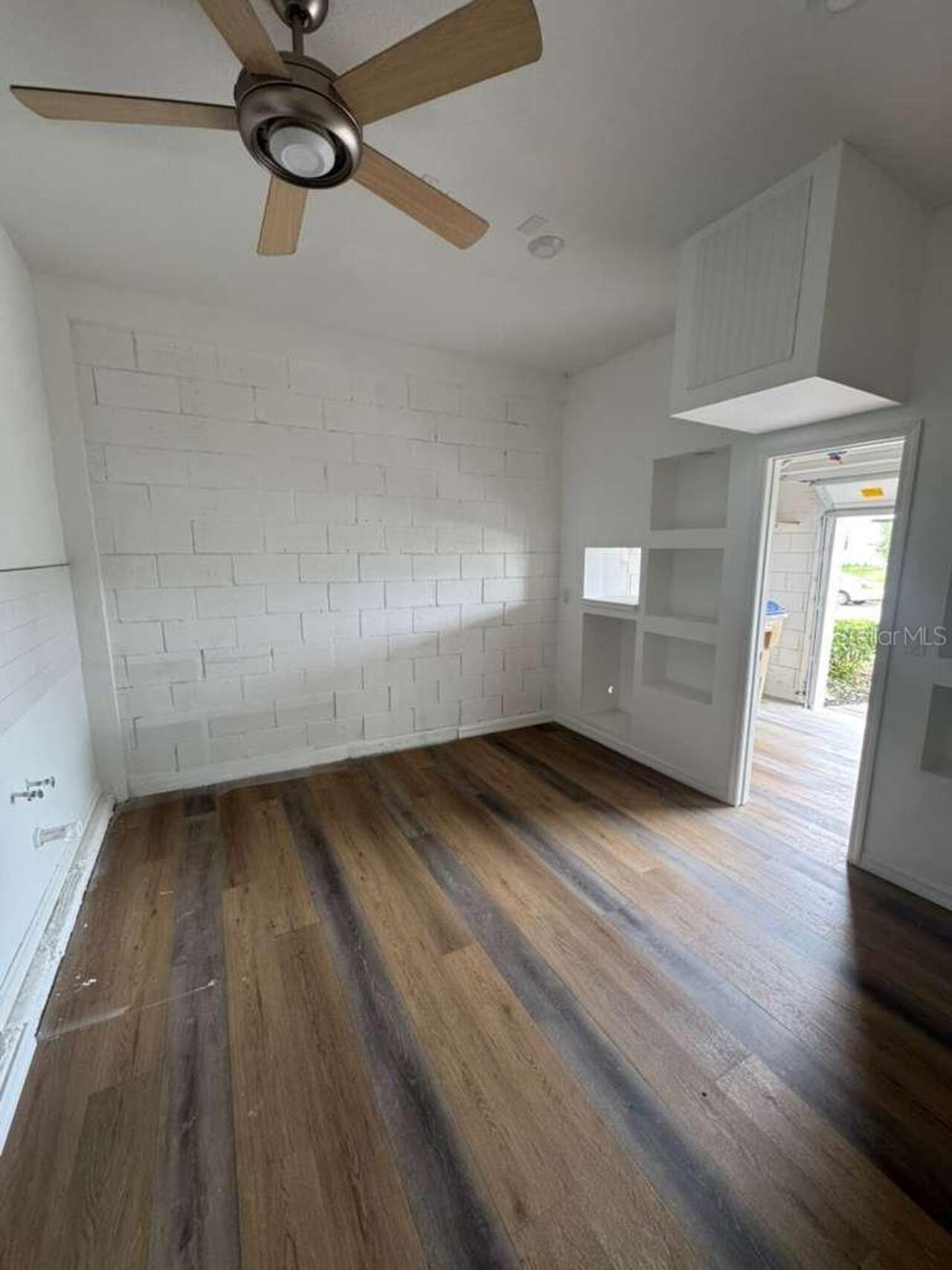 Listing Photo 17