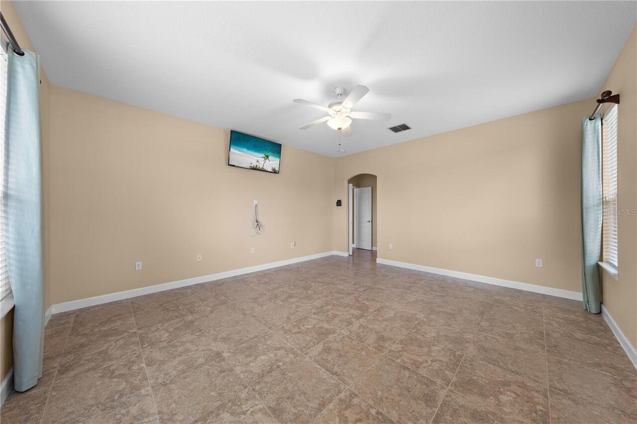 Listing Photo 44