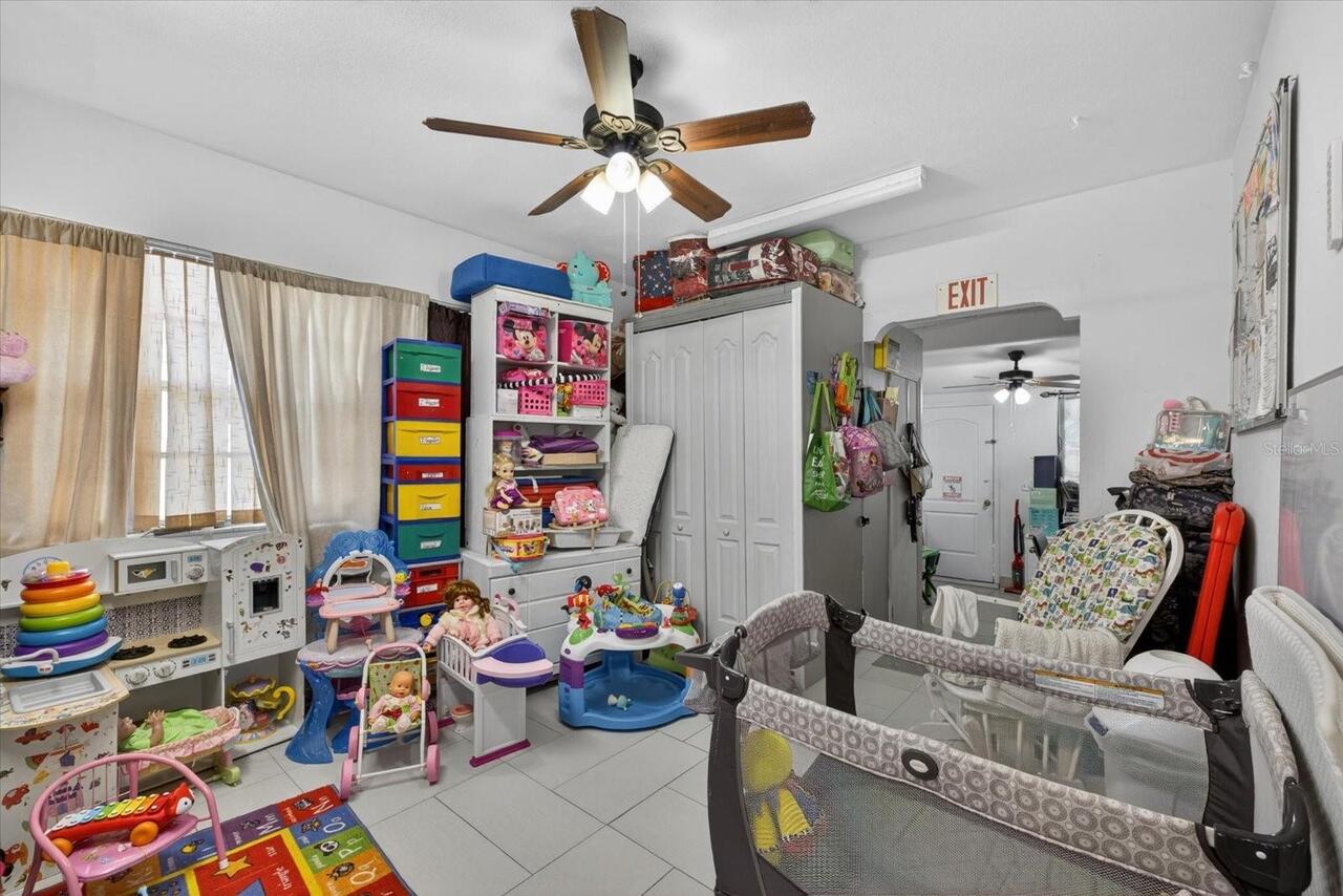 Listing Photo 14
