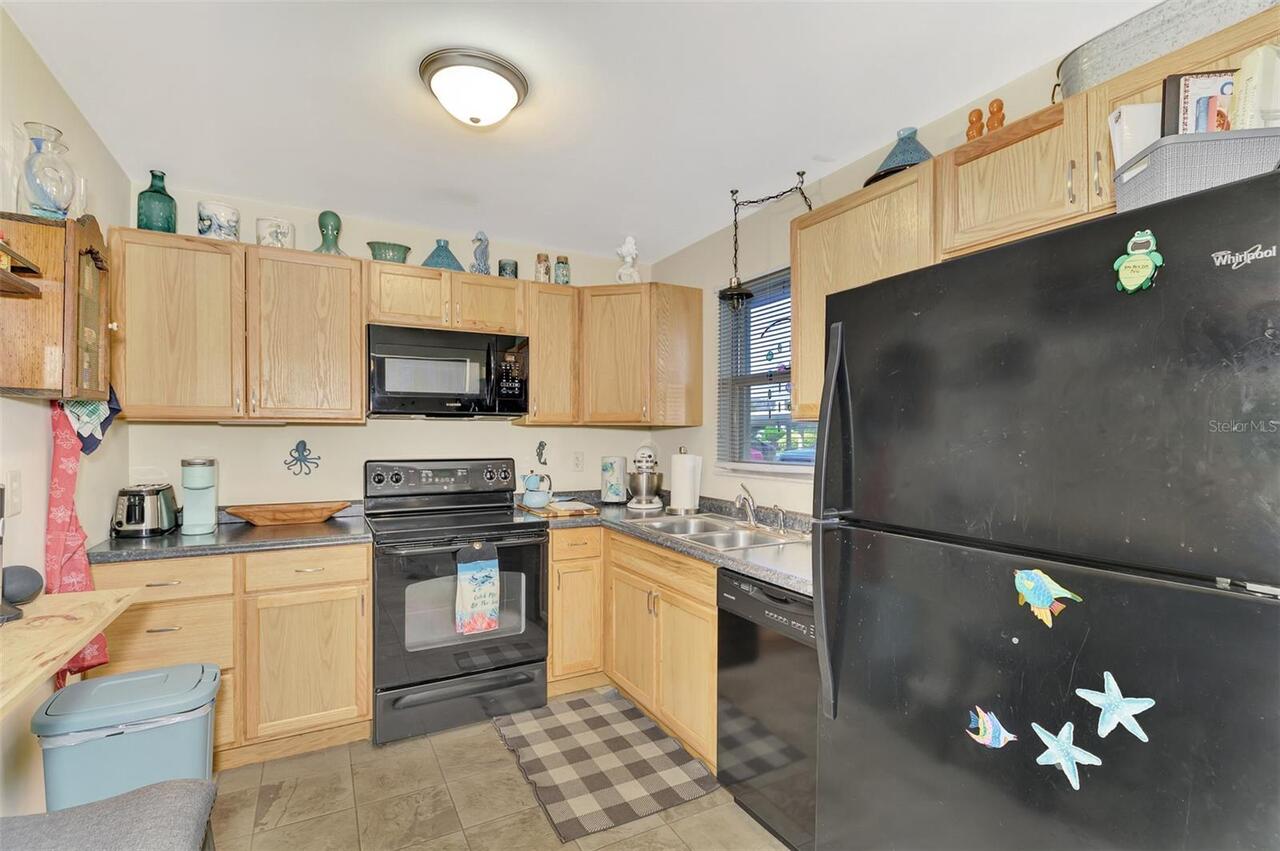 Listing Photo 15