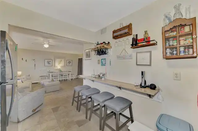Listing Photo 16