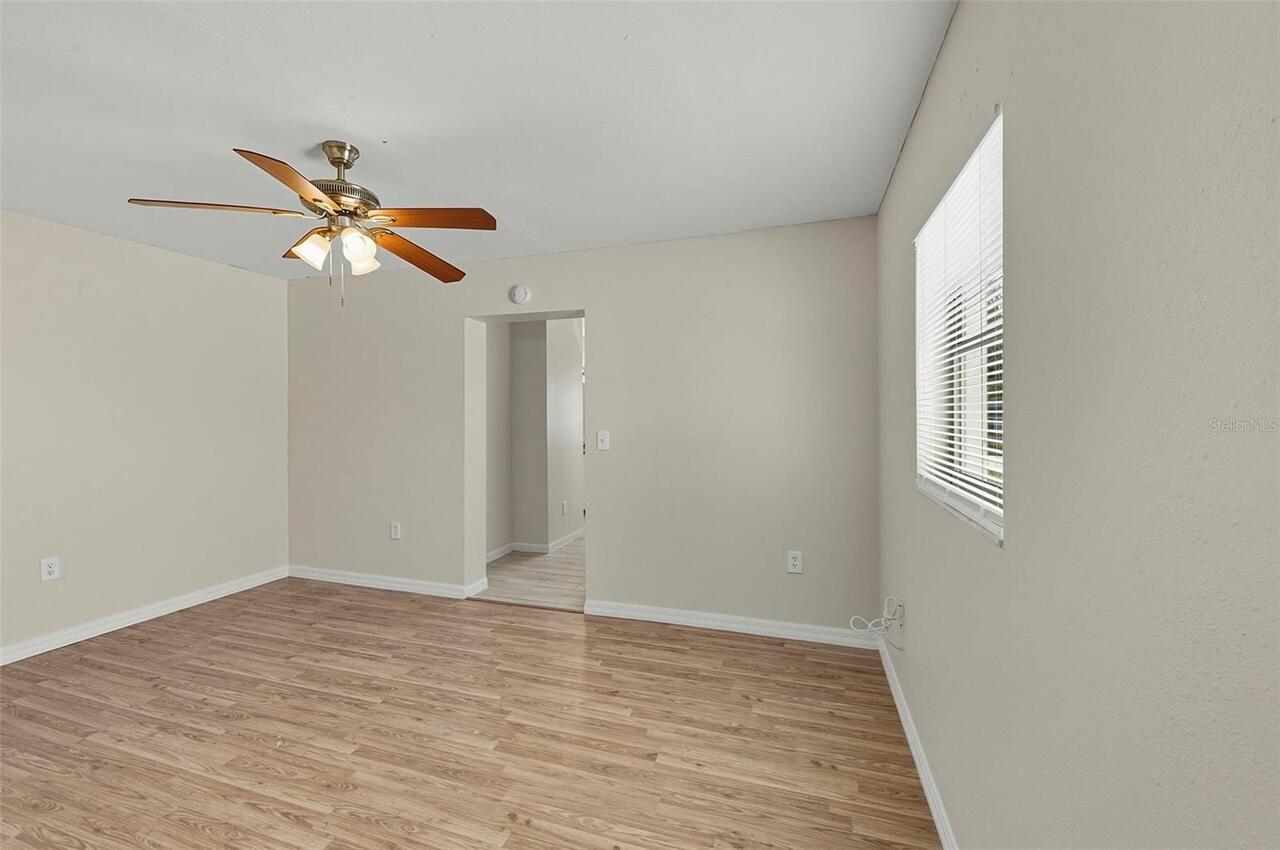 Listing Photo 34