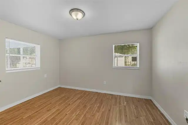 Listing Photo 29