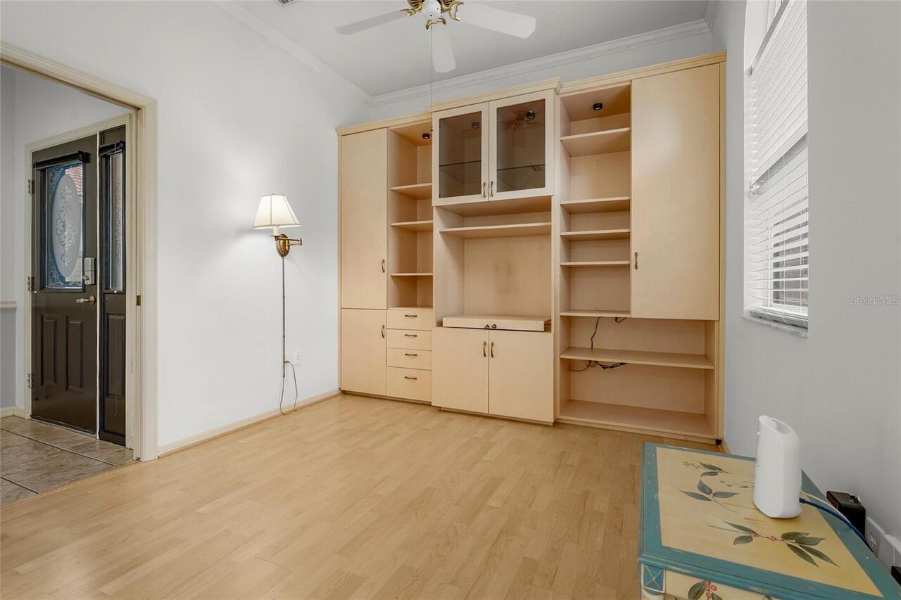 Listing Photo 14