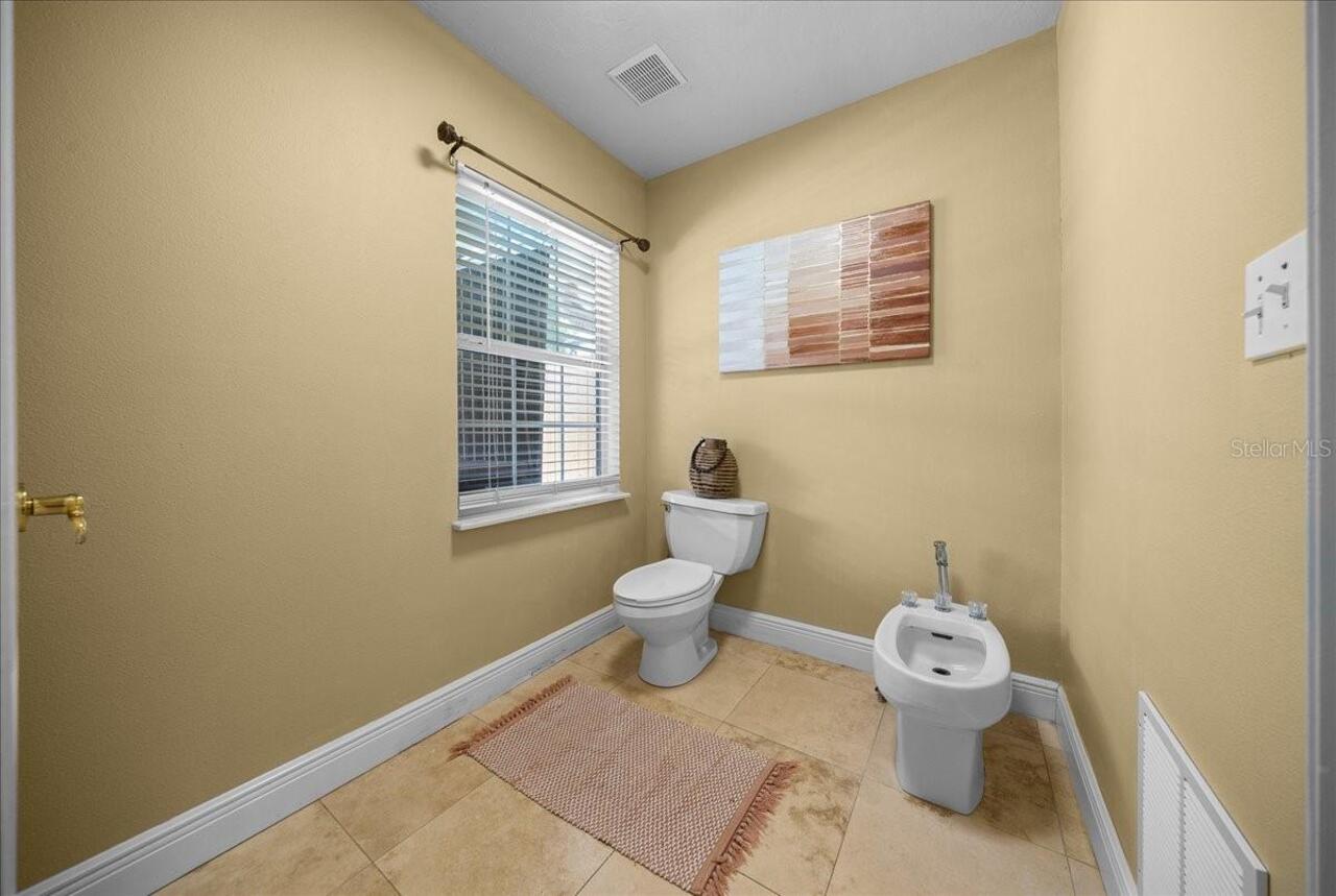 Listing Photo 37