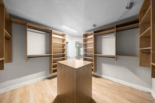 Listing Photo 33