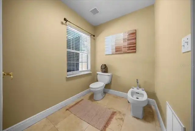 Listing Photo 37