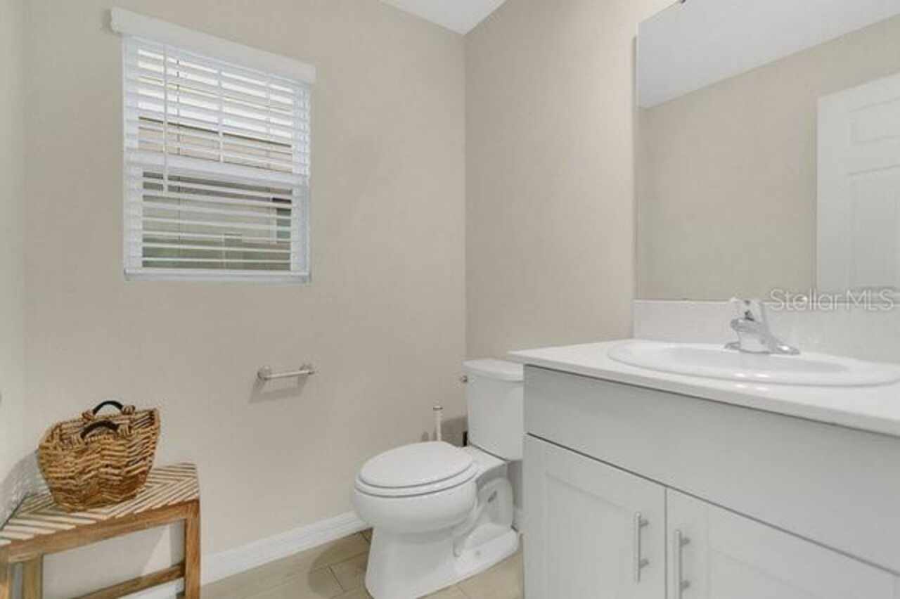 Listing Photo 8