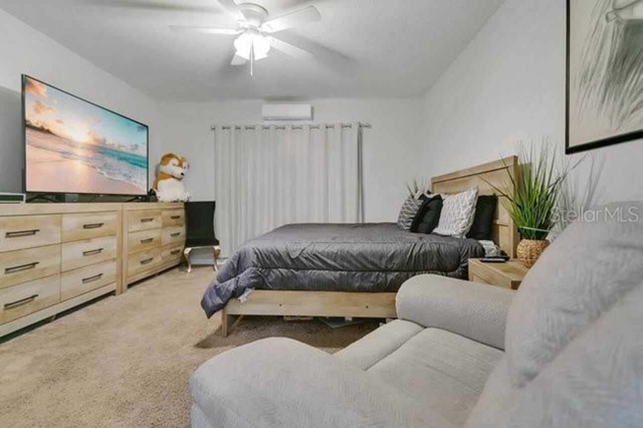 Listing Photo 9