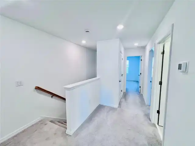 Listing Photo 9