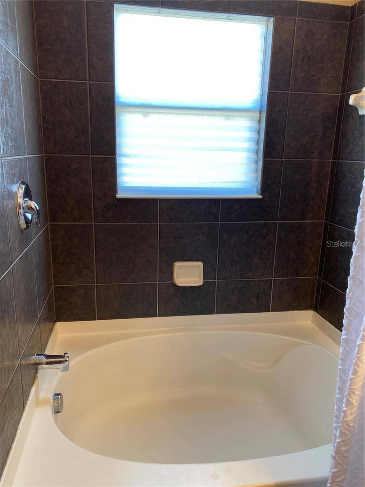 Listing Photo 22