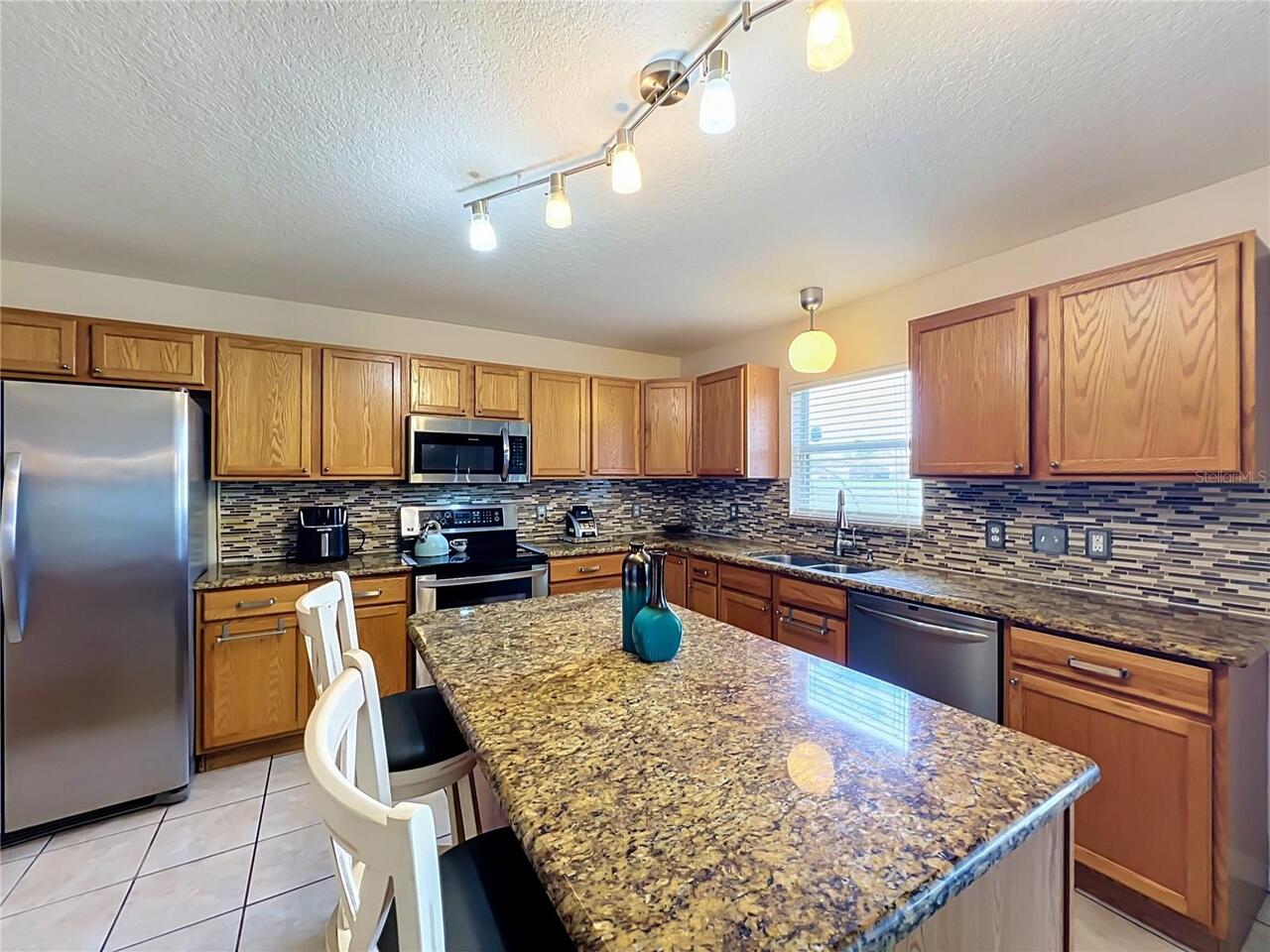 Listing Photo 15