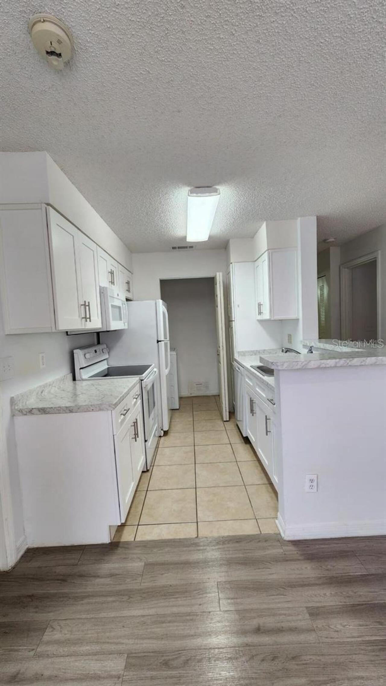 Listing Photo 9