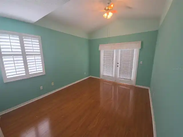 Listing Photo 23