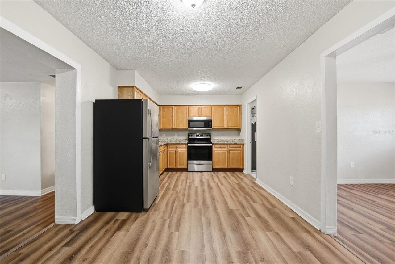 Listing Photo 7