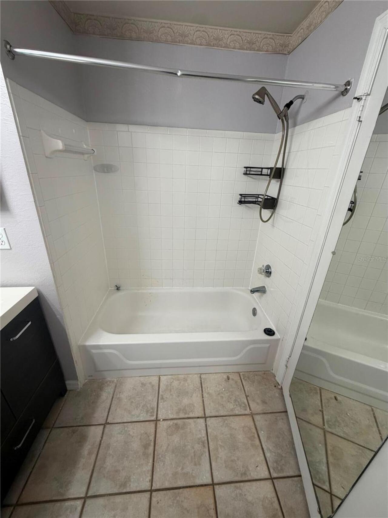 Listing Photo 10