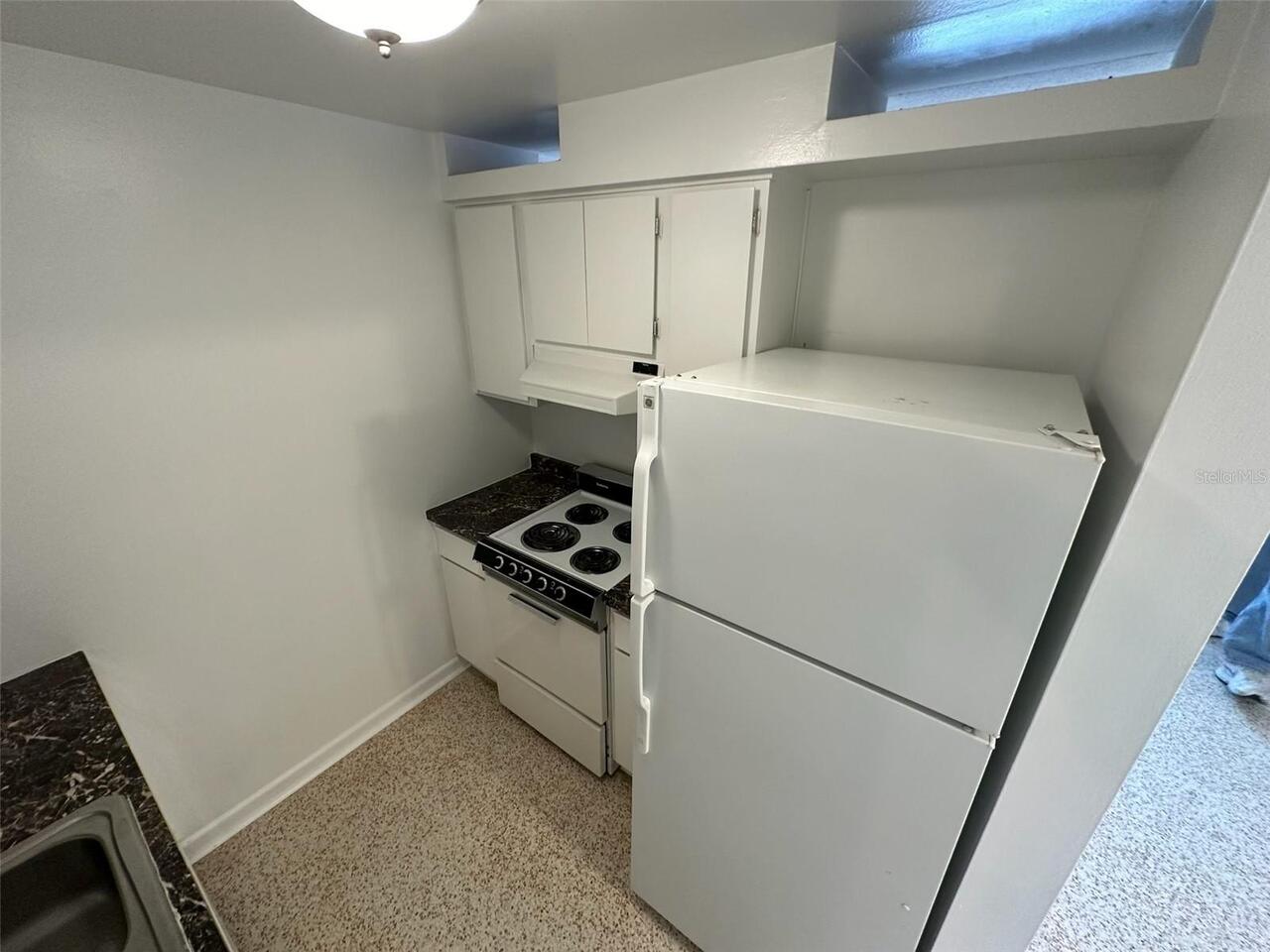 Listing Photo 8
