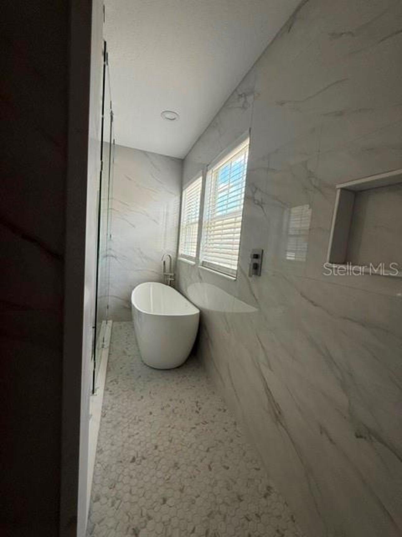 Listing Photo 20
