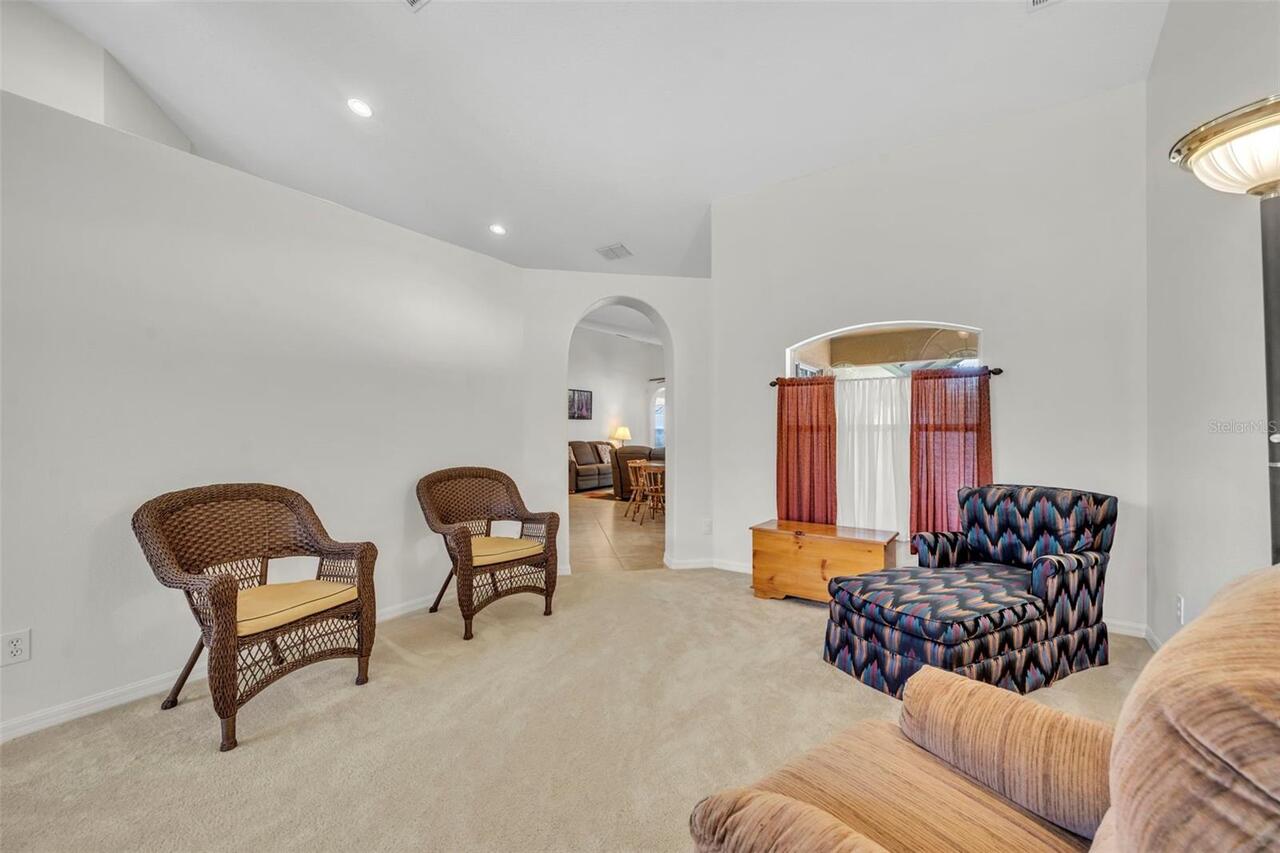 Listing Photo 8