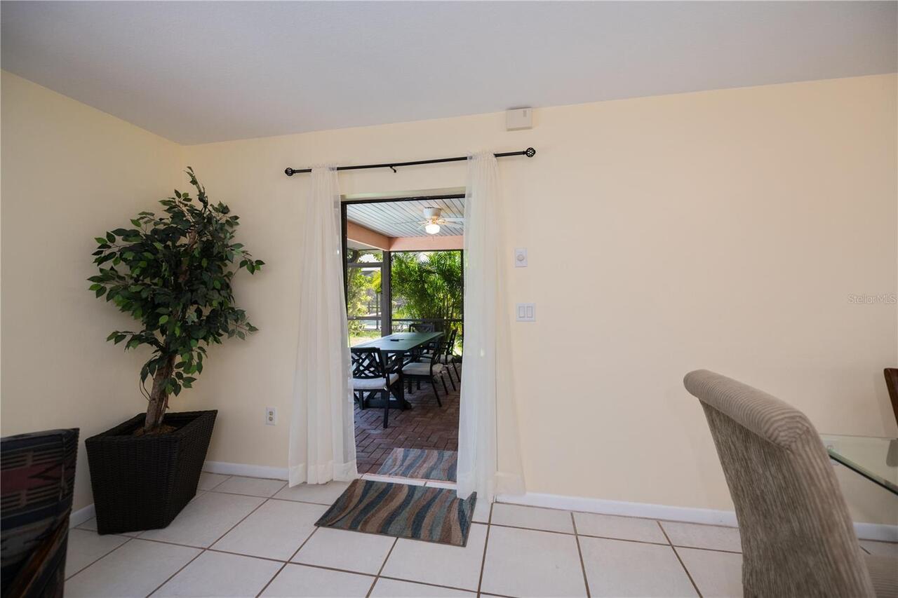 Listing Photo 23