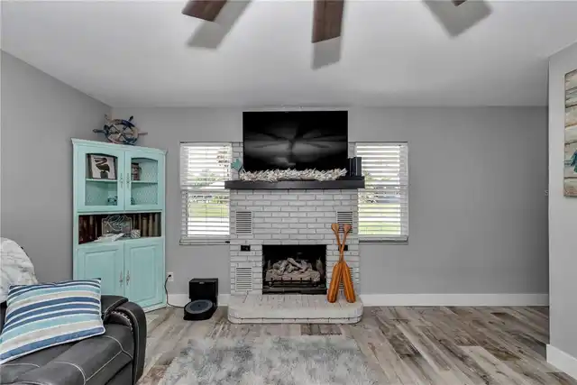 Listing Photo 22