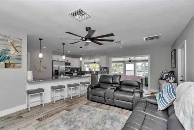 Listing Photo 23