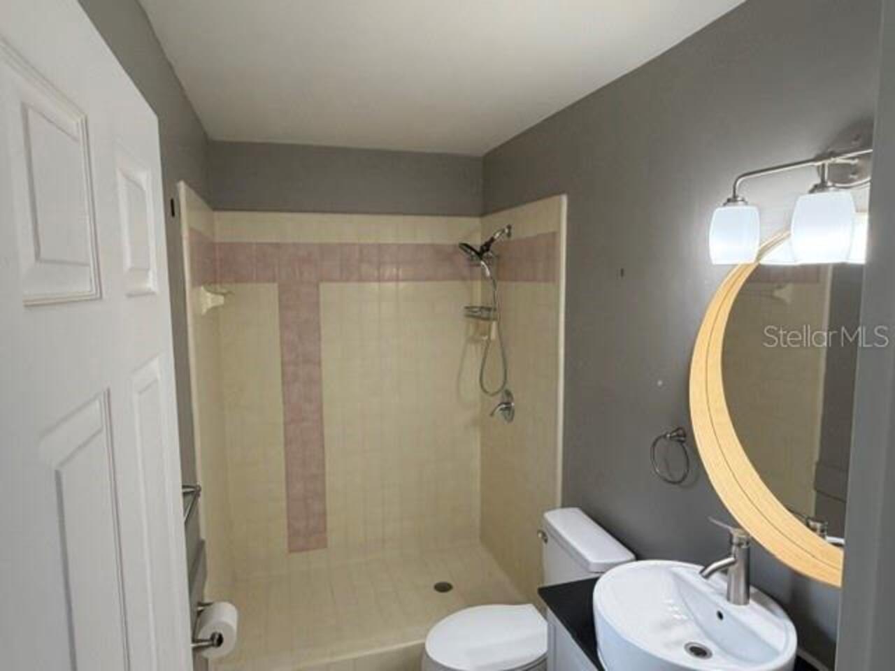 Listing Photo 10