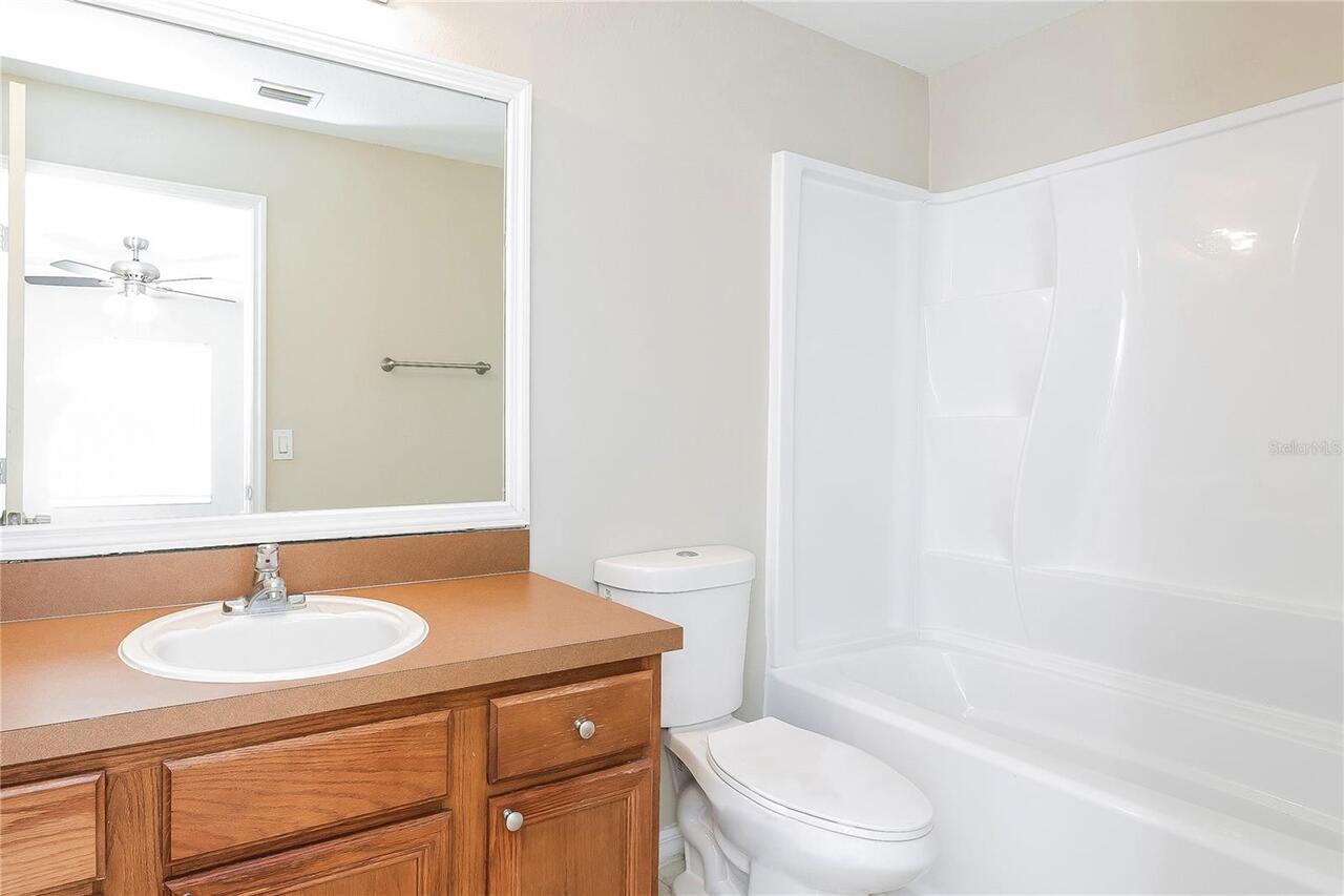Listing Photo 11