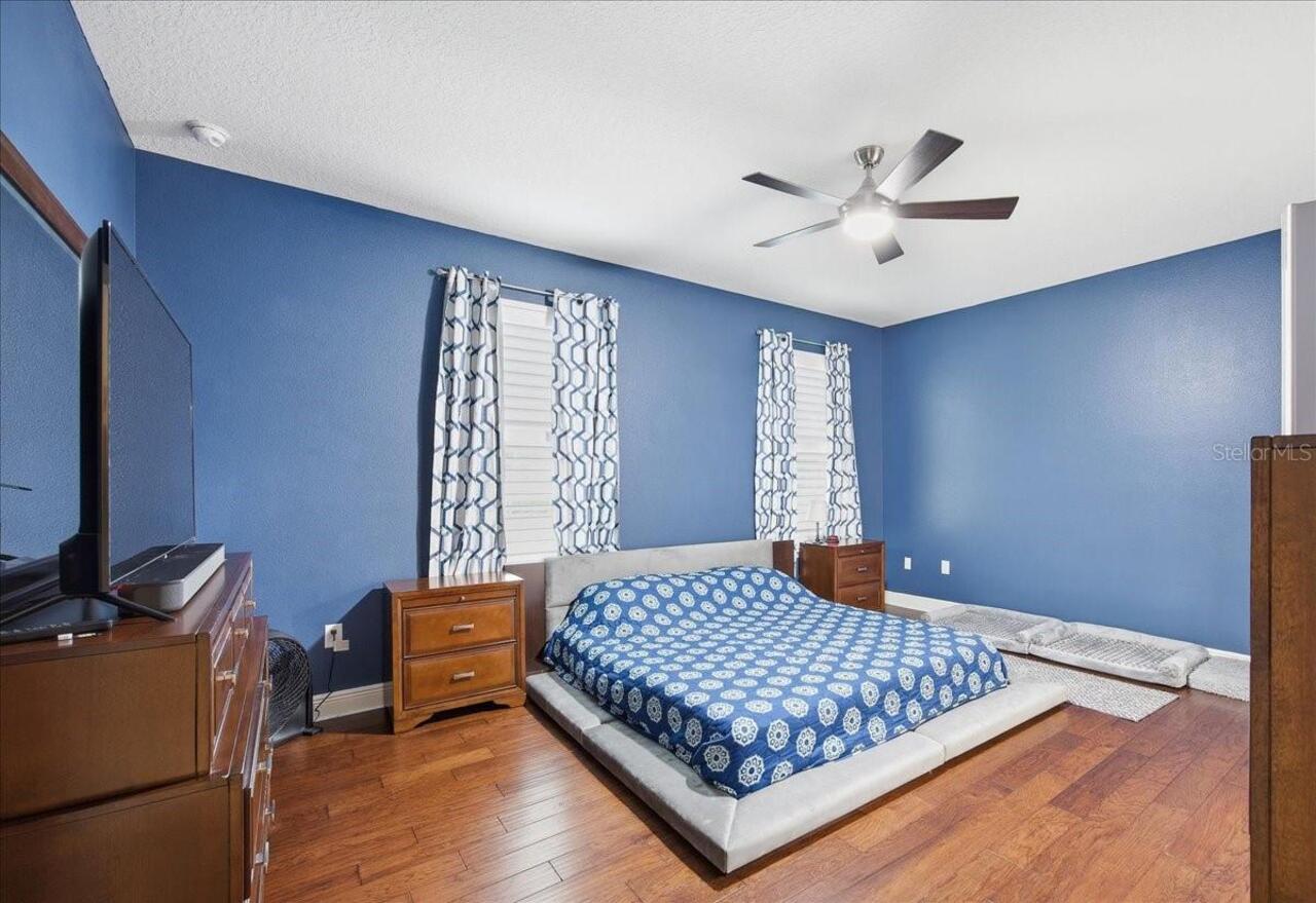 Listing Photo 8