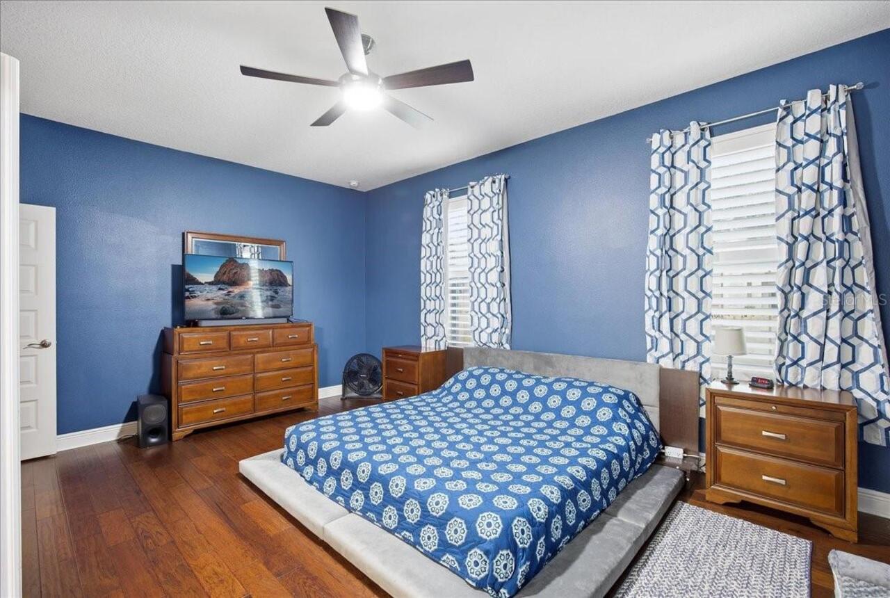 Listing Photo 9