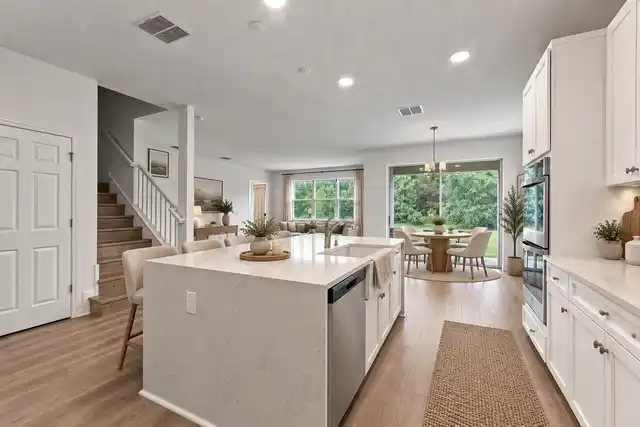 Listing Photo 7