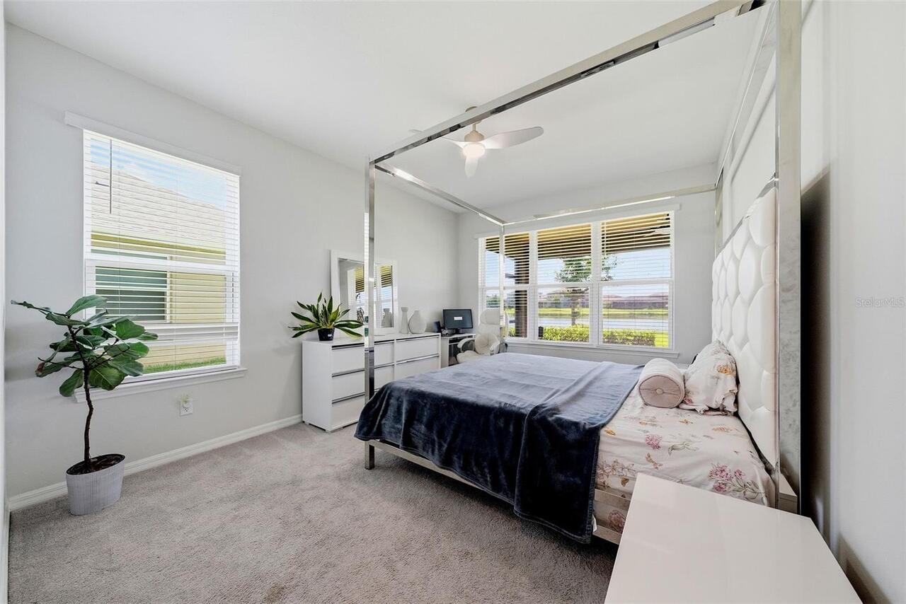 Listing Photo 17