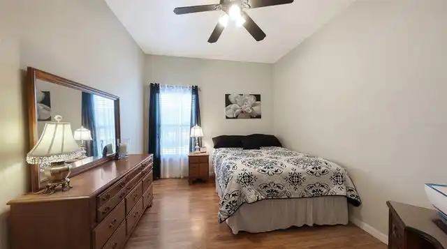 Listing Photo 25